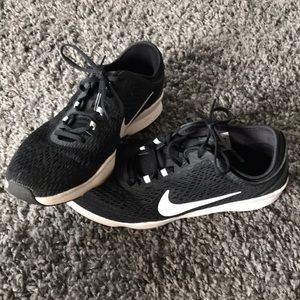 Running Shoes